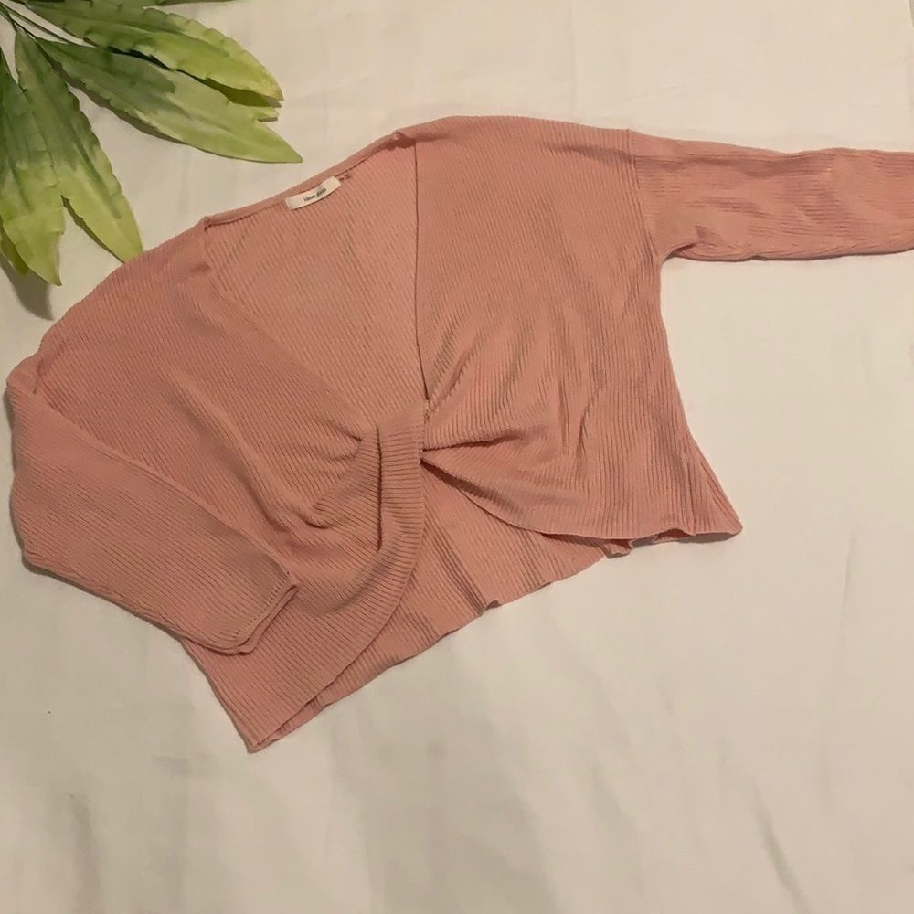 🎀IDEM Ditto Front Cross Over Sweater🎀